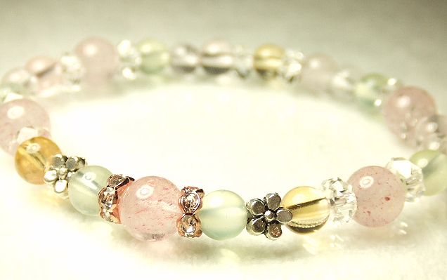 画像: ★ストロベリークォーツ×クンツァイト！！大人気ストーン満載！おしゃれブレス！