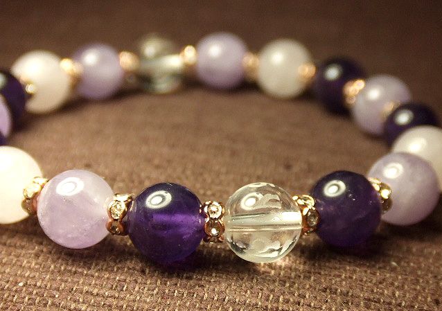 画像: ★きれいなグラデーション★ラベンダーアメジスト×アメジスト×ローズクォーツ★観音・六字真言入り!