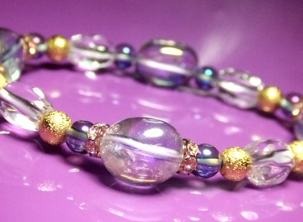 画像: ★ラベンダーフラッシュ★アクアオーラ★水晶タンブルカット★金のスターダスト！！