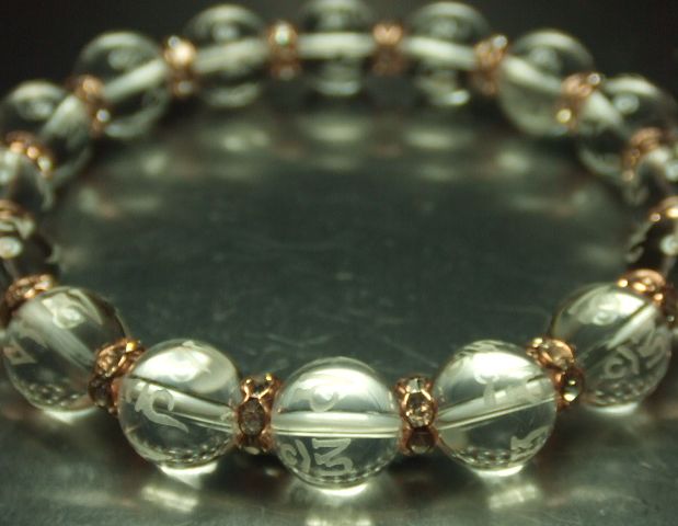 画像: ★観音菩薩！六字真言入り！清らか水晶ブレス！！ロンデル入り！！10ｍｍ